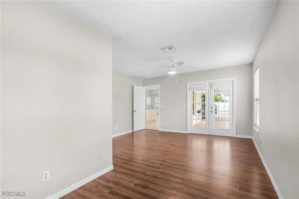 4512 SW 20th Avenue Cape Coral FL 33914