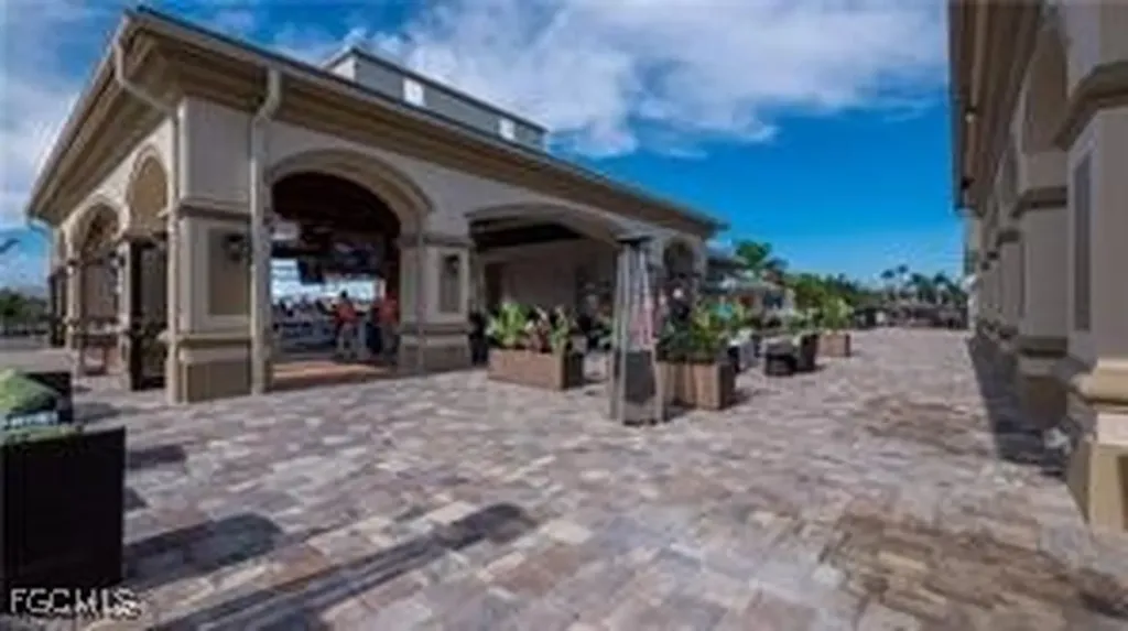 19460 Cromwell Court Fort Myers FL 33912