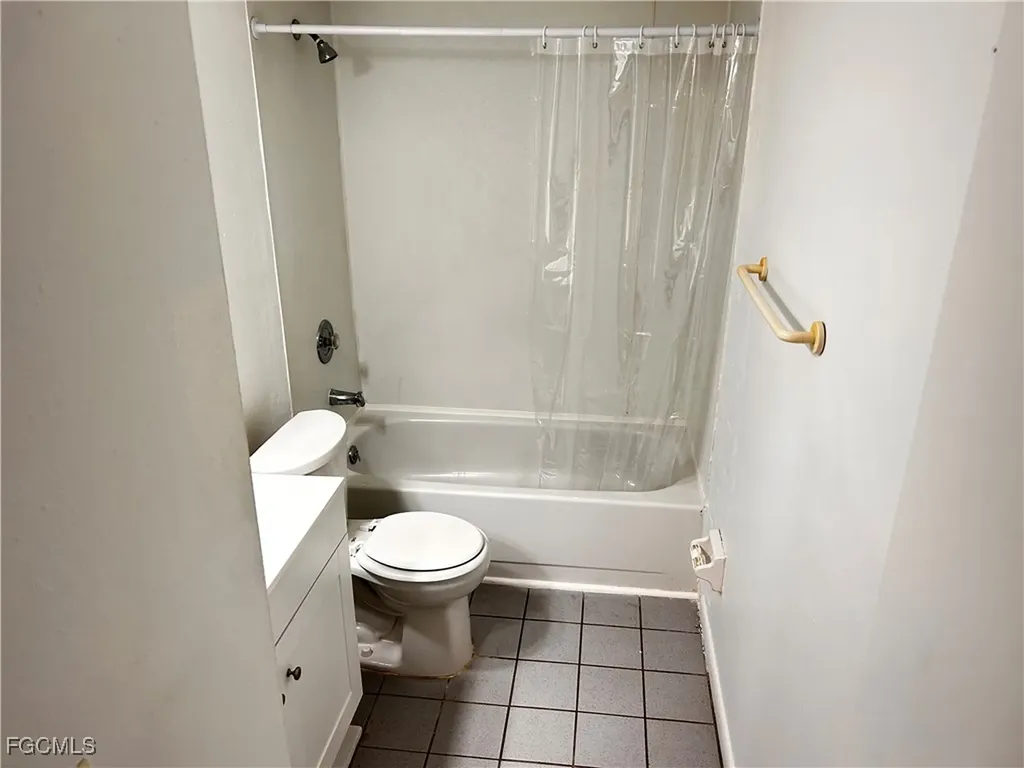 19061 / 19065 Tangerine Road Fort Myers FL 33967