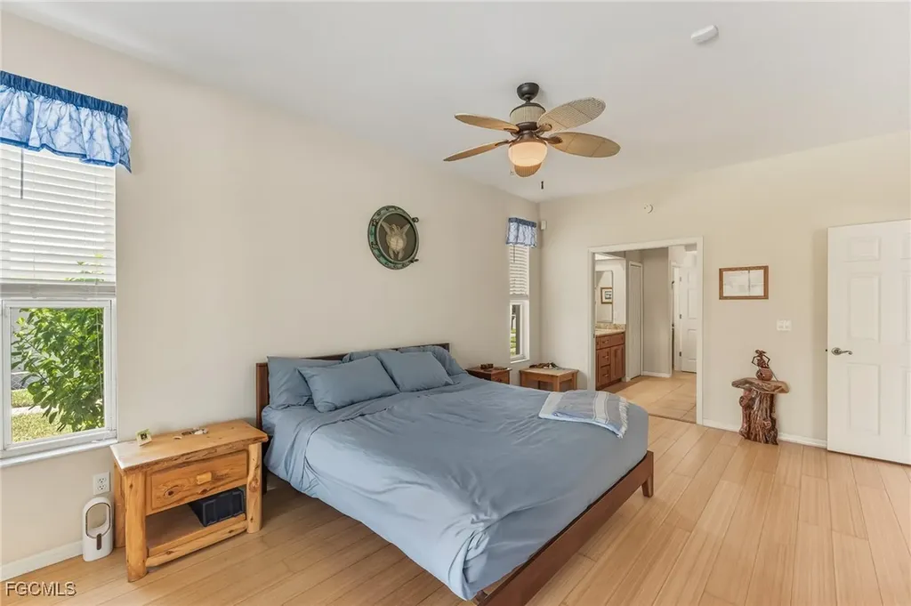 149 SW 54th Terrace Cape Coral FL 33914