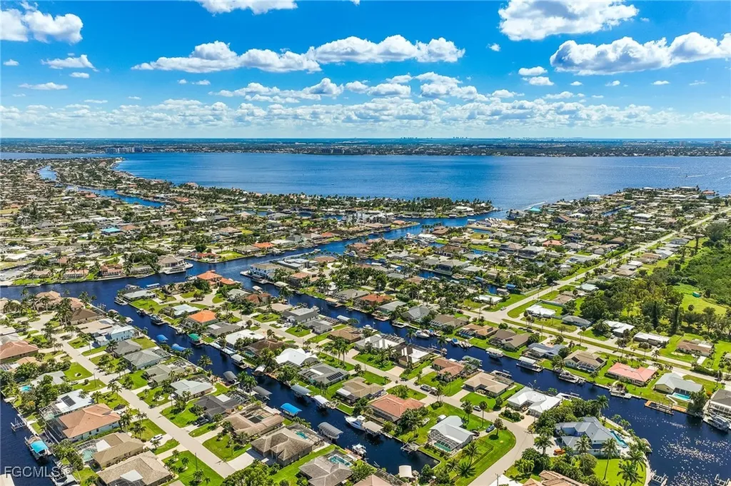149 SW 54th Terrace Cape Coral FL 33914