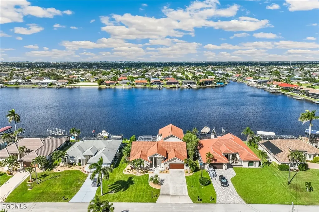 1109 SW 44th Street Cape Coral FL 33914