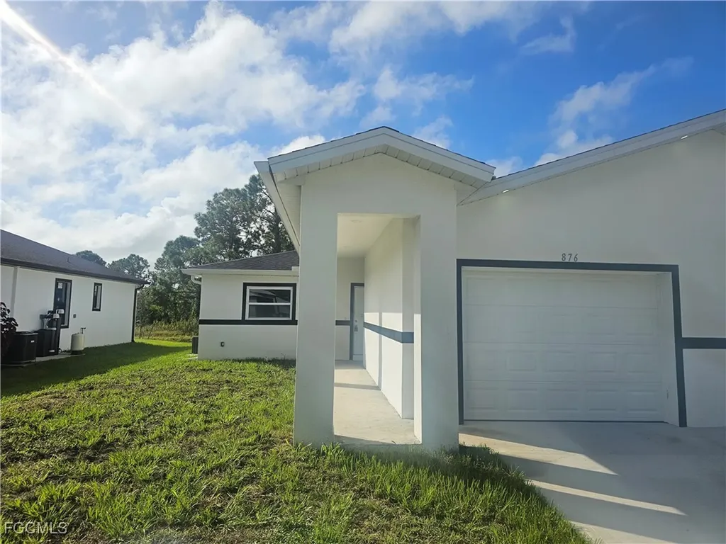 874 Apartment Street E Lehigh Acres FL 33974