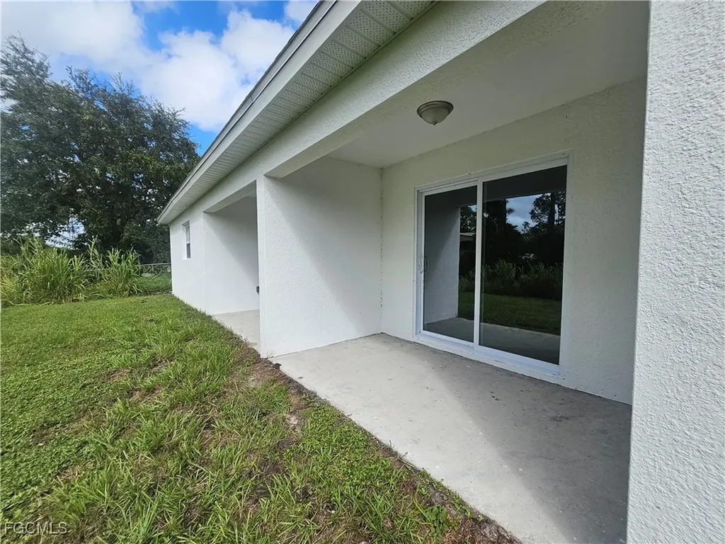 874 Apartment Street E Lehigh Acres FL 33974
