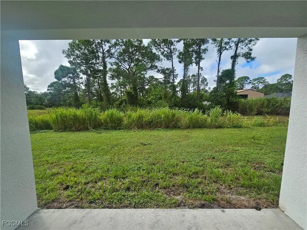 874 Apartment Street E Lehigh Acres FL 33974