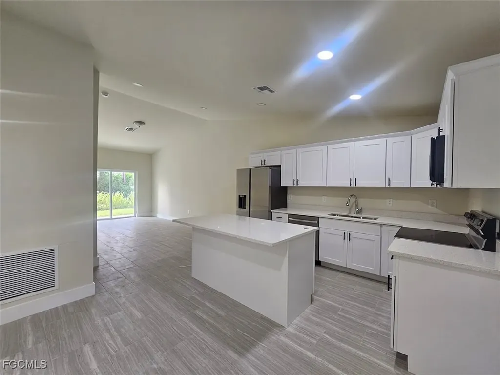 874 Apartment Street E Lehigh Acres FL 33974
