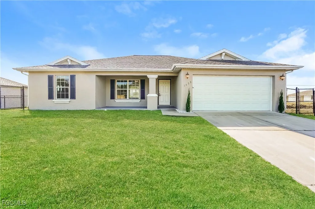 1422 NW 1st Street Cape Coral FL 33993