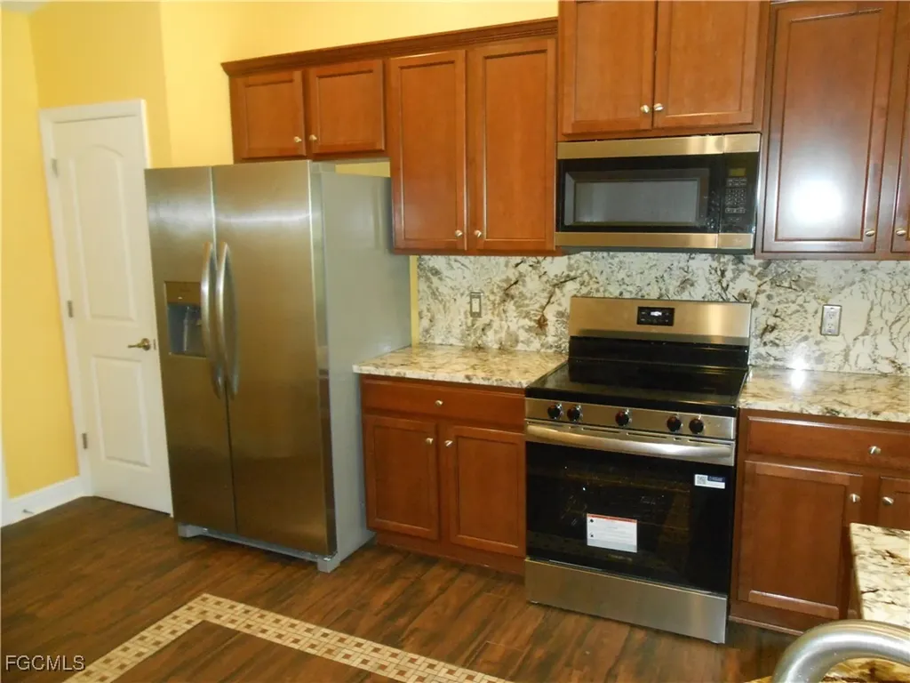 4109 35th Street SW Lehigh Acres FL 33976