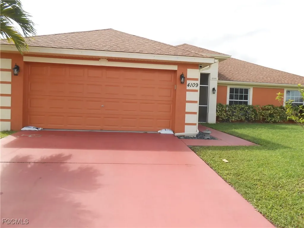 4109 35th Street SW Lehigh Acres FL 33976