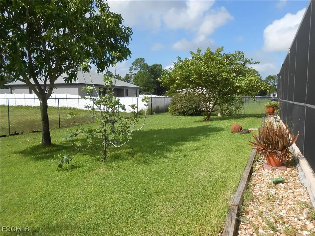 4109 35th Street SW Lehigh Acres FL 33976