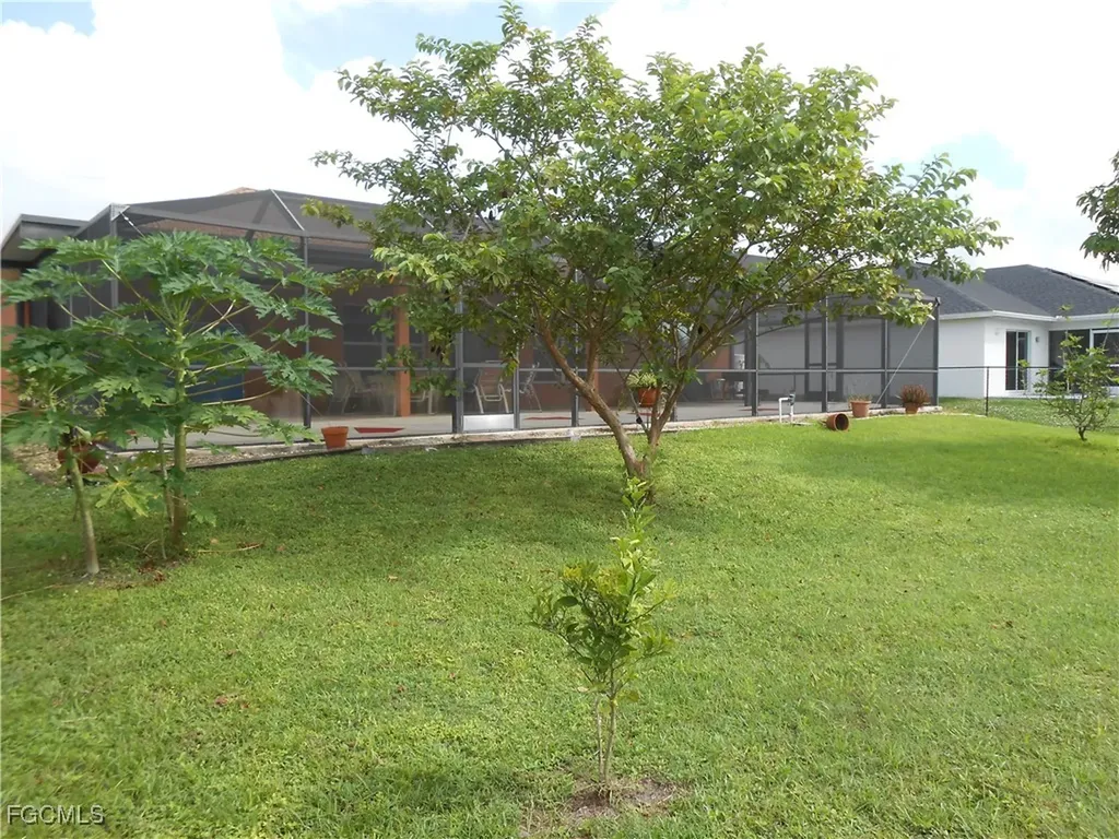 4109 35th Street SW Lehigh Acres FL 33976