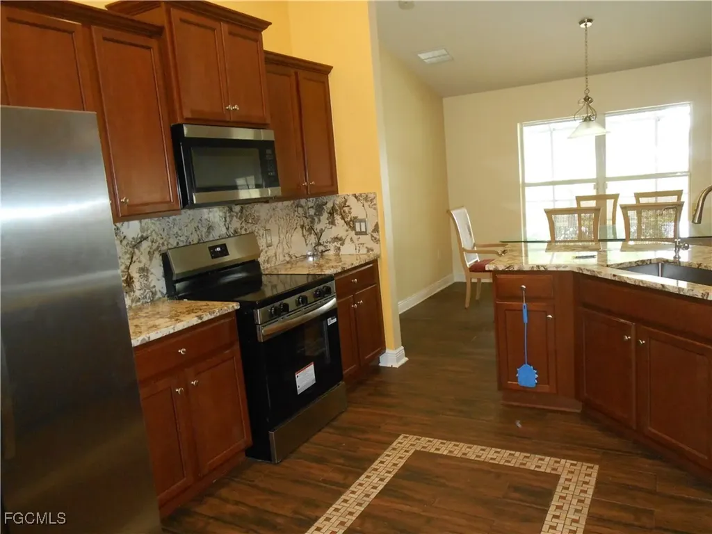 4109 35th Street SW Lehigh Acres FL 33976
