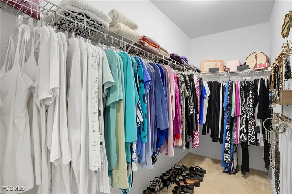 8591 Sumner Avenue Fort Myers FL 33908