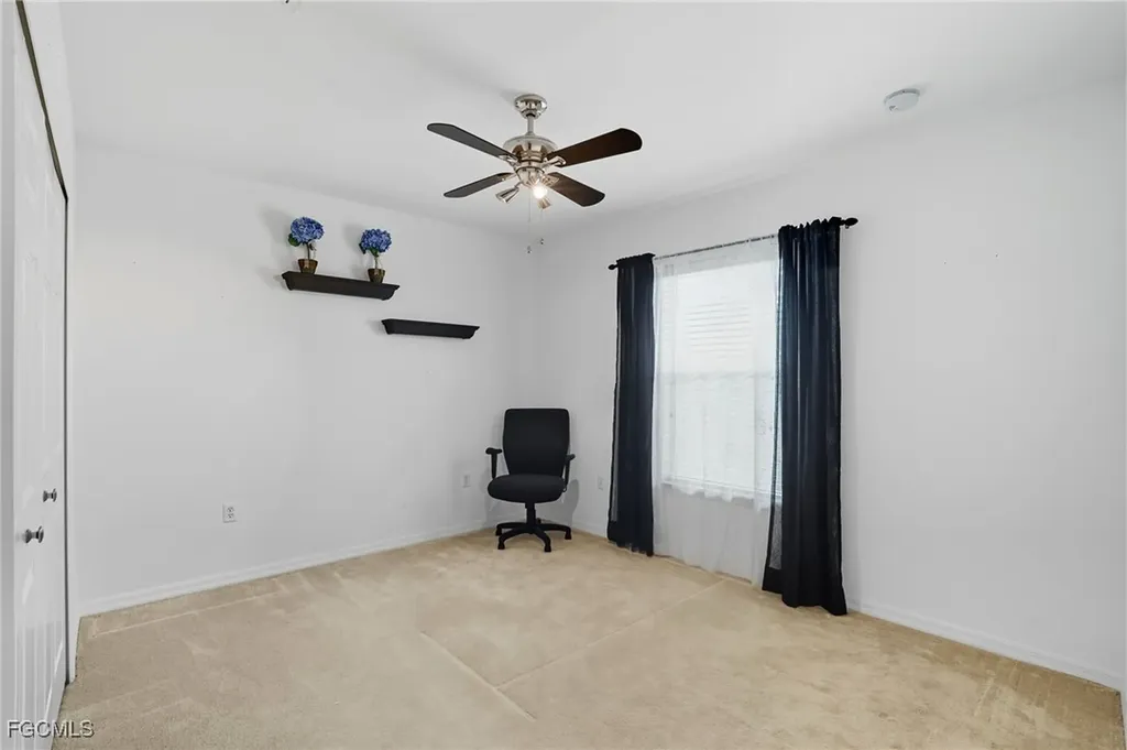 8591 Sumner Avenue Fort Myers FL 33908