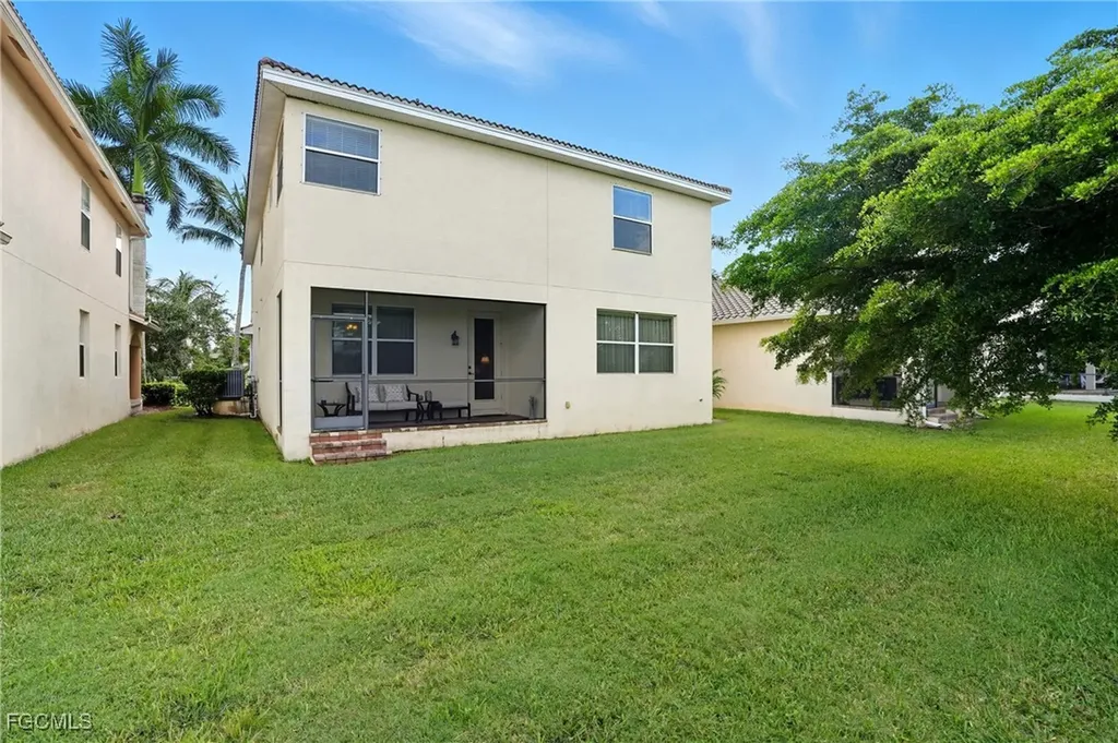 8591 Sumner Avenue Fort Myers FL 33908