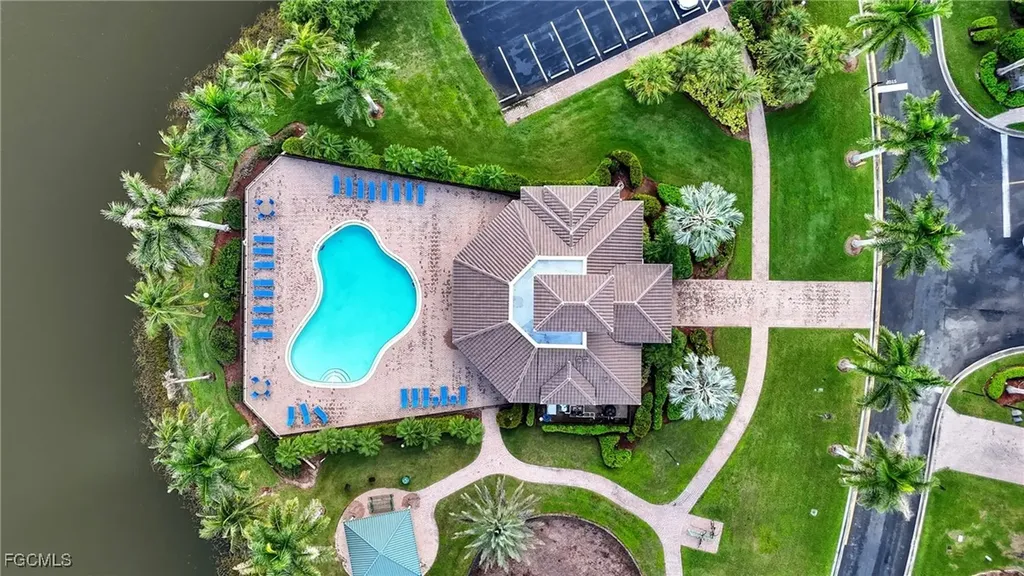 8591 Sumner Avenue Fort Myers FL 33908