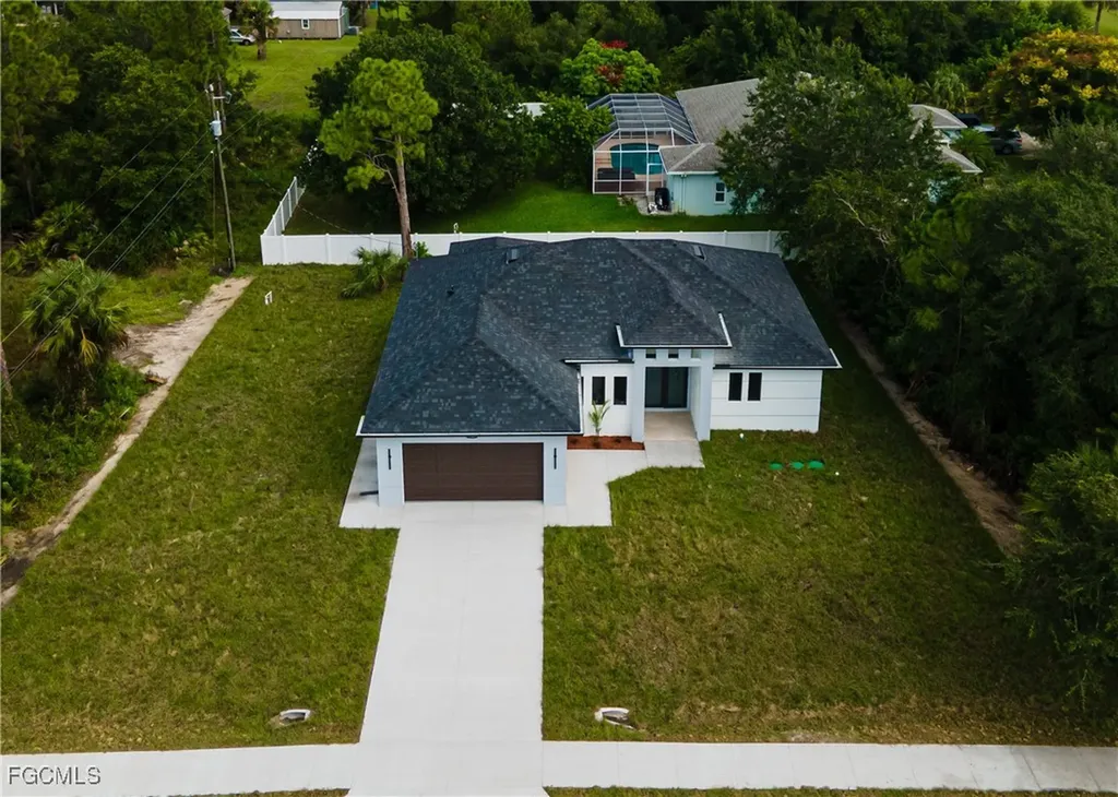 905 E 6th Street Lehigh Acres FL 33972