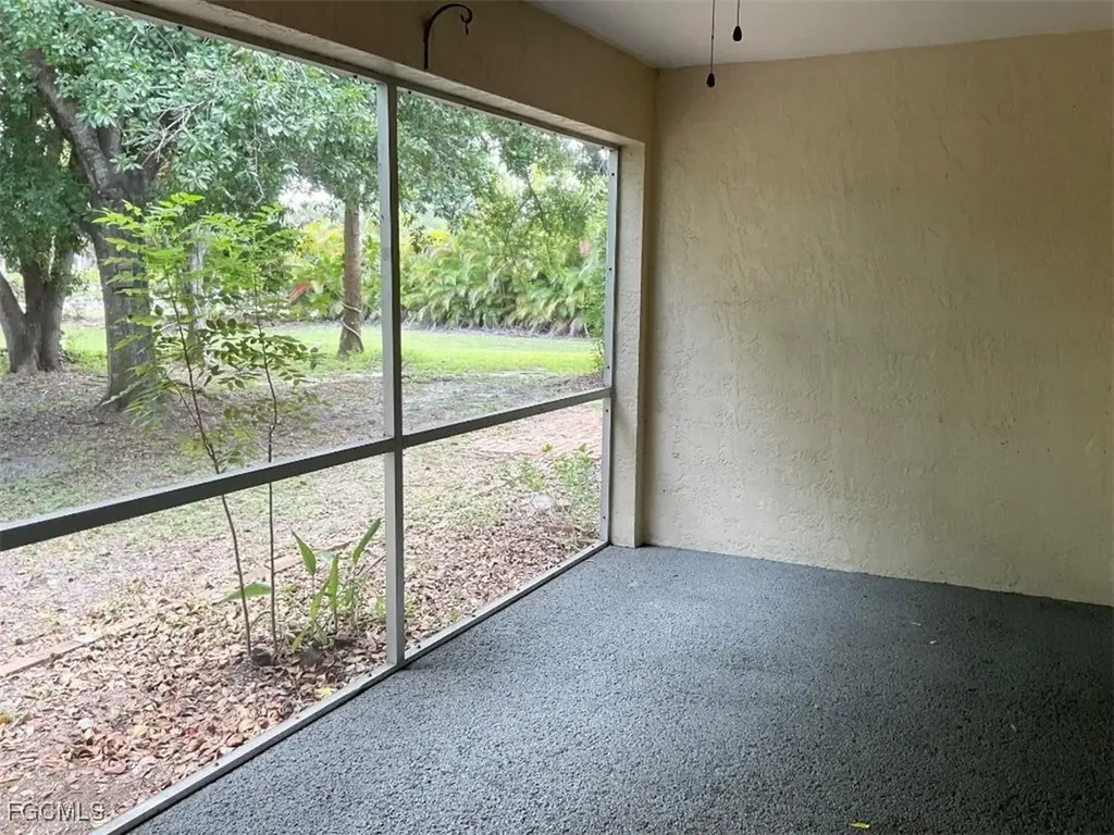 1511 SE 24th Avenue Cape Coral FL 33990