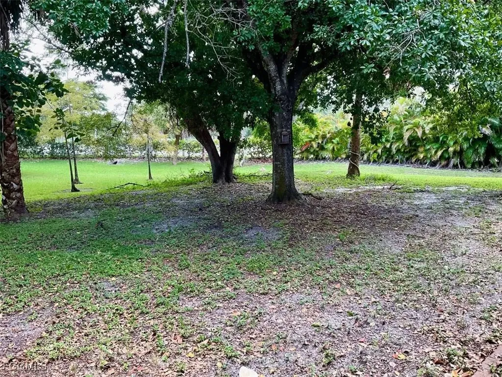 1511 SE 24th Avenue Cape Coral FL 33990