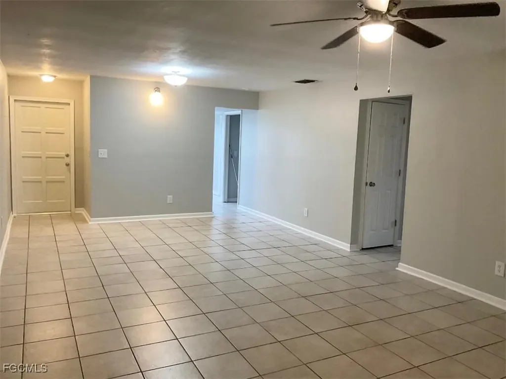1511 SE 24th Avenue Cape Coral FL 33990
