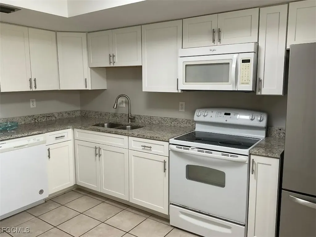 1511 SE 24th Avenue Cape Coral FL 33990