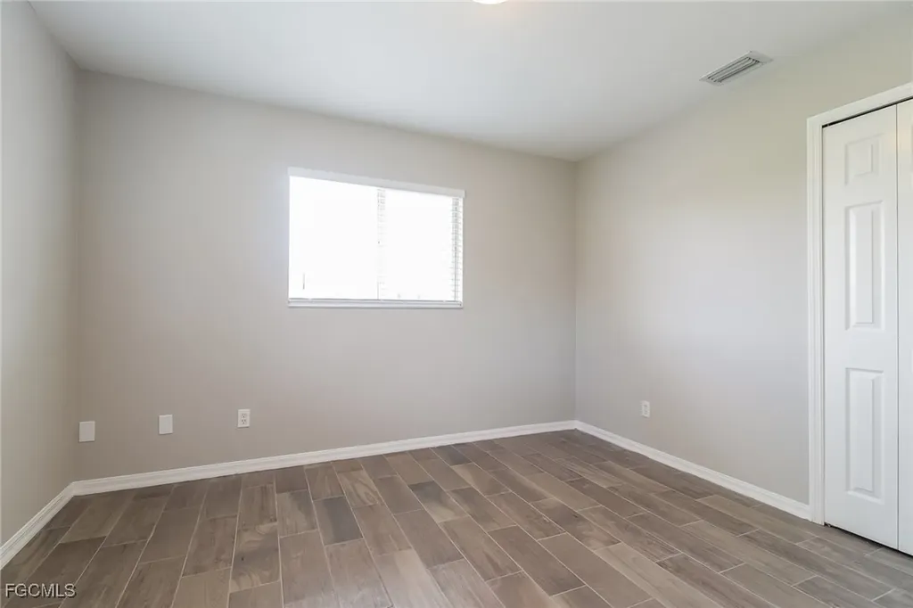1107 SE 5th Avenue Cape Coral FL 33990