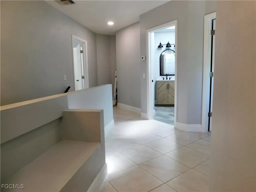 16990 Laurelin Court North Fort Myers FL 33917
