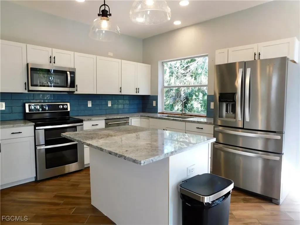 16990 Laurelin Court North Fort Myers FL 33917