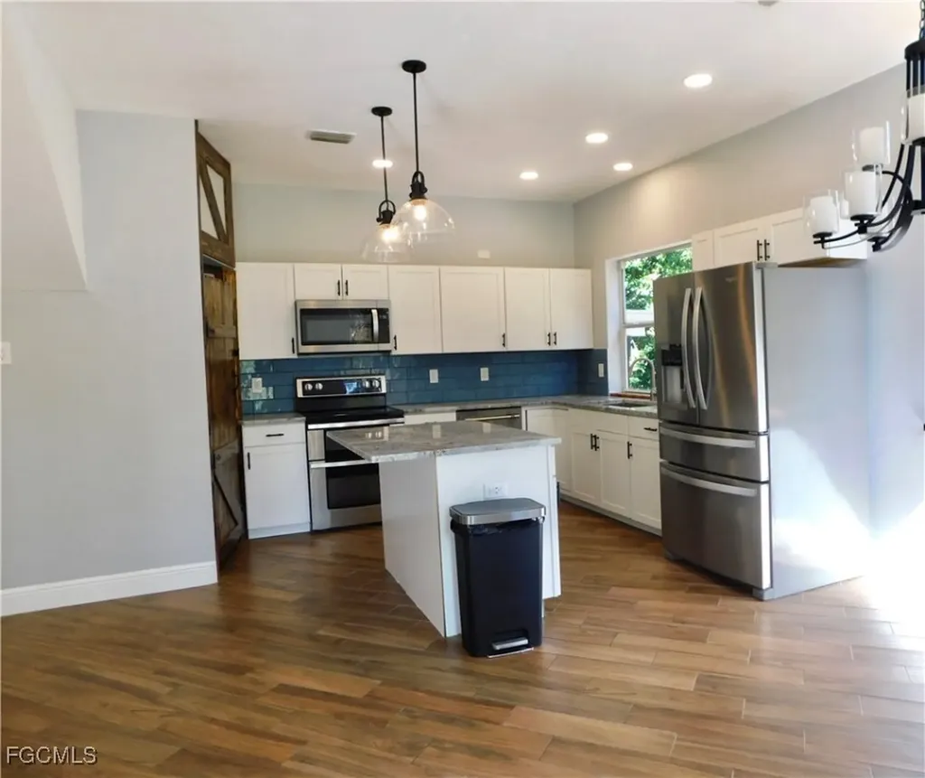 16990 Laurelin Court North Fort Myers FL 33917