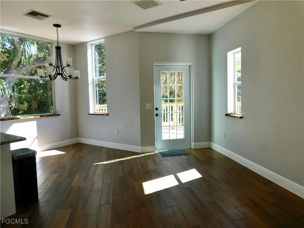 16990 Laurelin Court North Fort Myers FL 33917