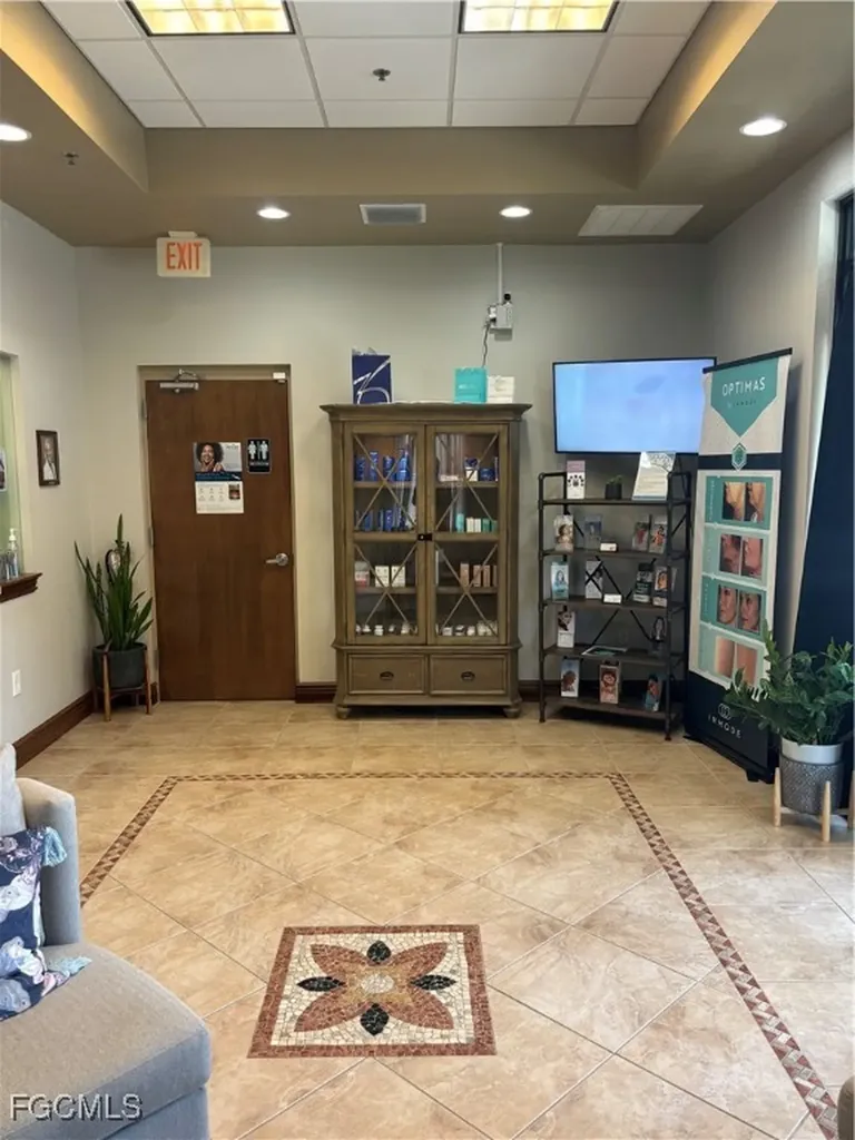 14090 Metropolis Avenue Fort Myers FL 33912