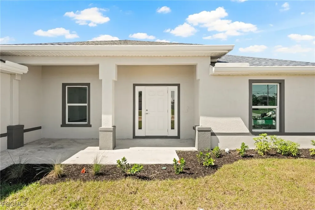 1425 NE 44th Street Cape Coral FL 33909