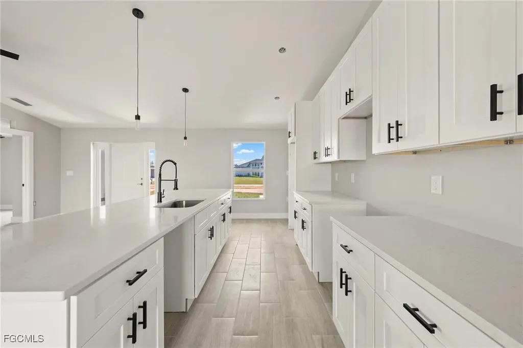 1425 NE 44th Street Cape Coral FL 33909