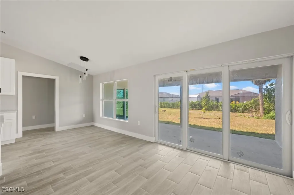 1425 NE 44th Street Cape Coral FL 33909