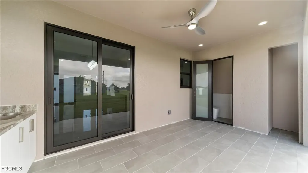 2300 NW 8th Terrace Cape Coral FL 33993