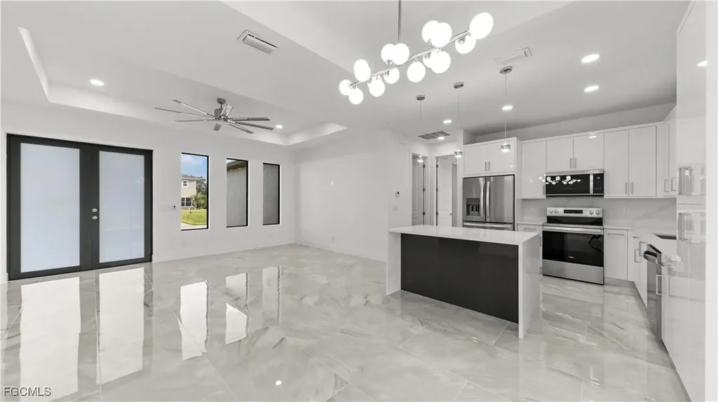 2300 NW 8th Terrace Cape Coral FL 33993