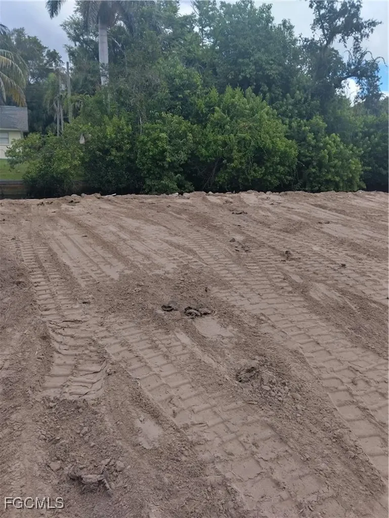 65 Cardinal Drive North Fort Myers FL 33917