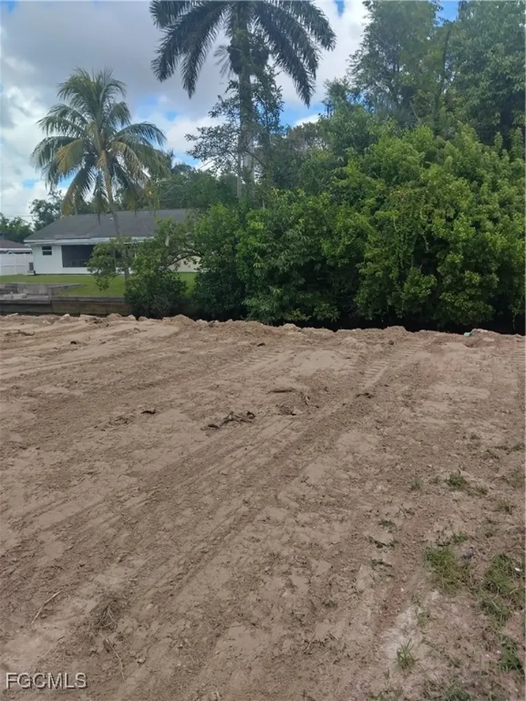 65 Cardinal Drive North Fort Myers FL 33917