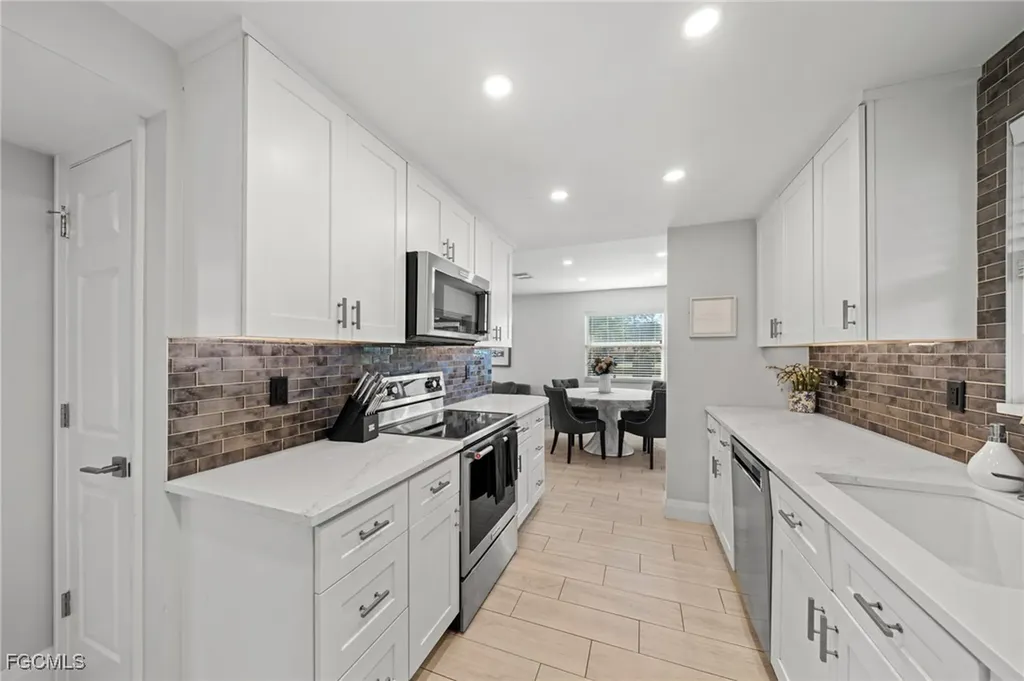 9009 Cypress Drive S Fort Myers FL 33967