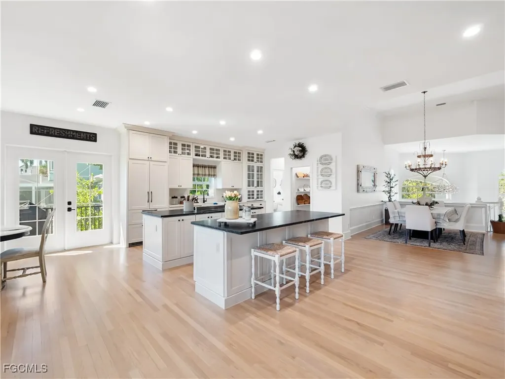 519 Kinzie Island Court Sanibel FL 33957