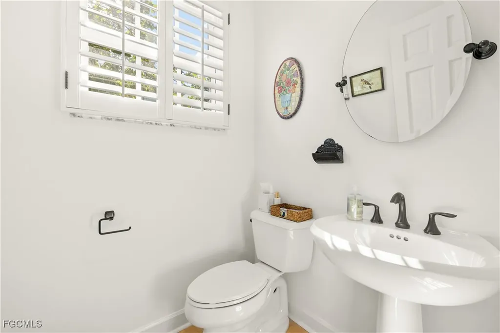 519 Kinzie Island Court Sanibel FL 33957