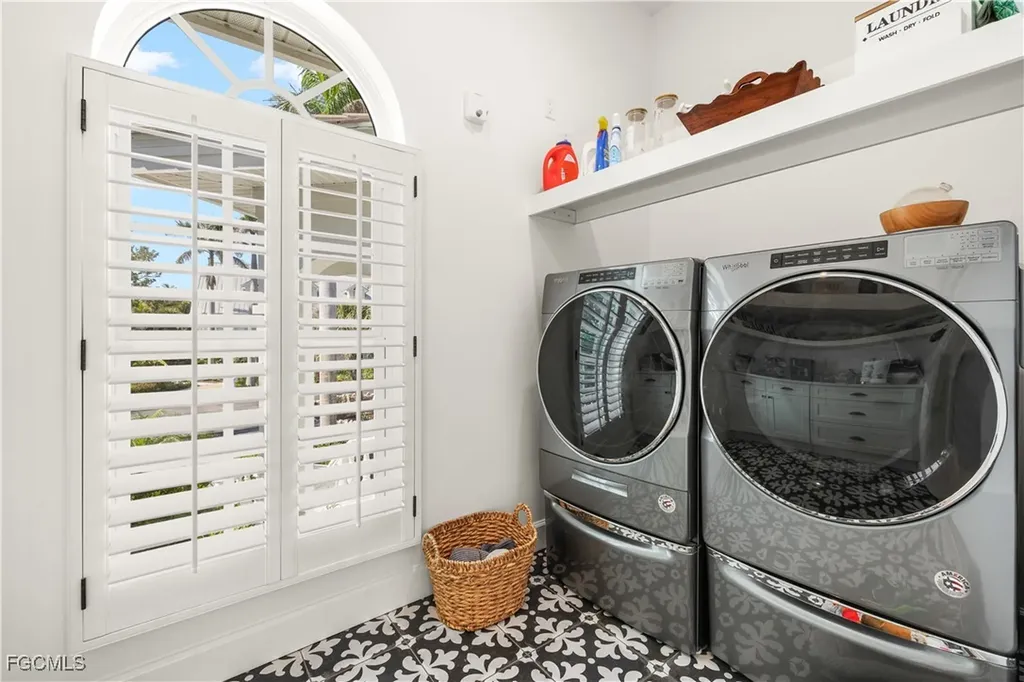 519 Kinzie Island Court Sanibel FL 33957
