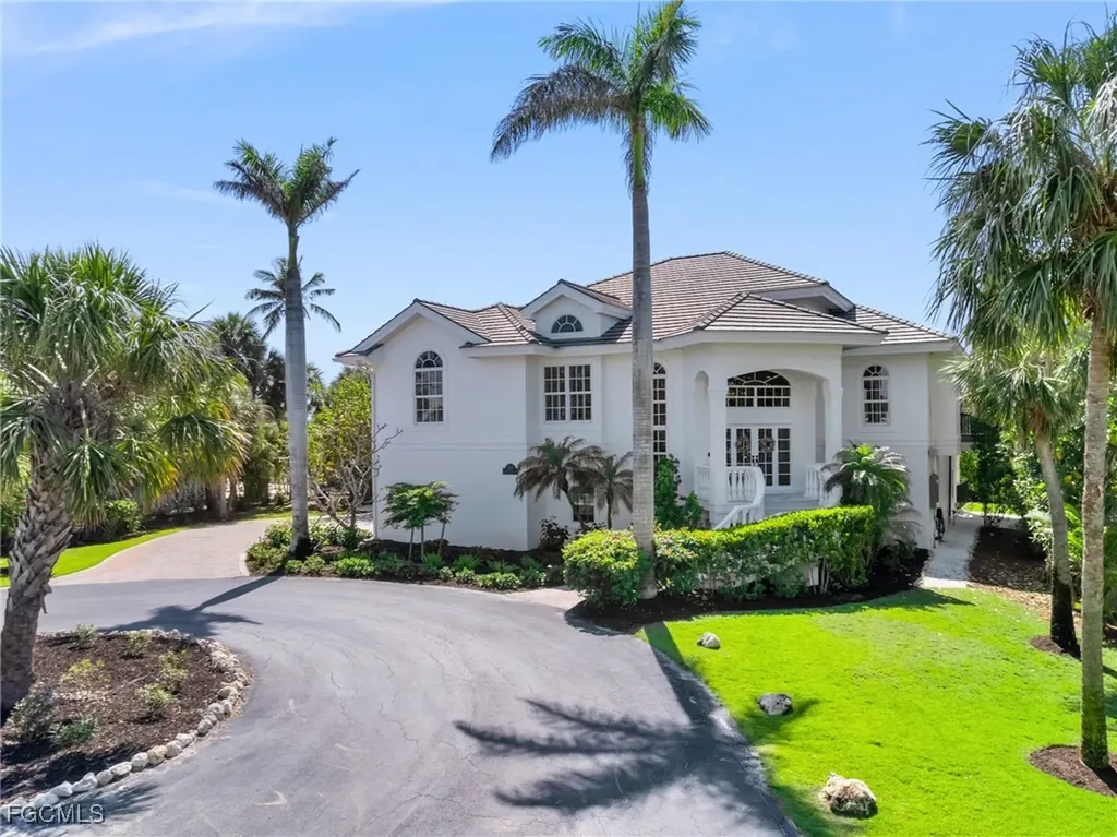 519 Kinzie Island Court Sanibel FL 33957