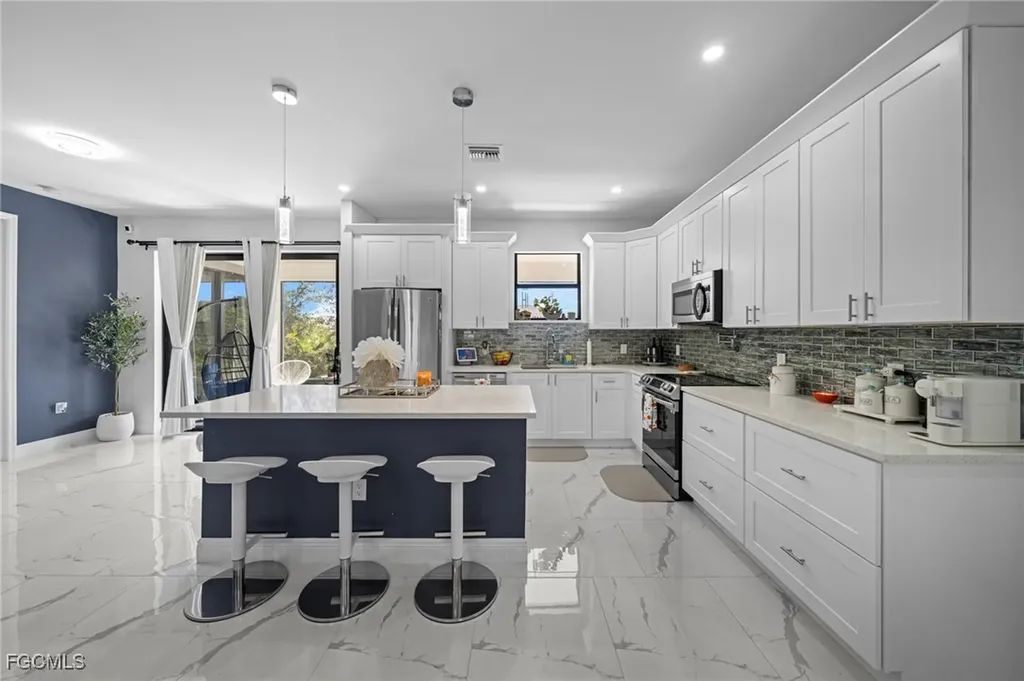 3713 25th Street SW Lehigh Acres FL 33976