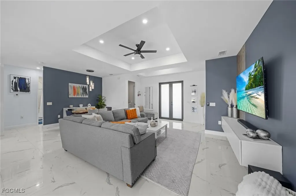 3713 25th Street SW Lehigh Acres FL 33976