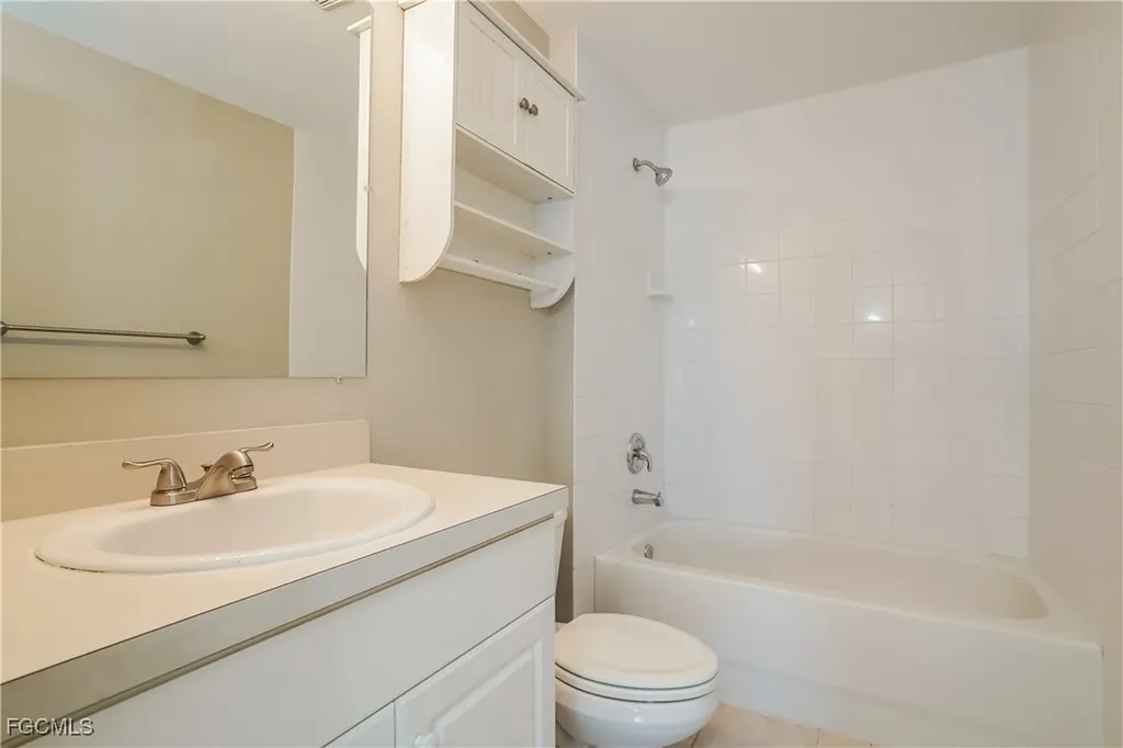 1922 NW 14th Terrace Cape Coral FL 33993