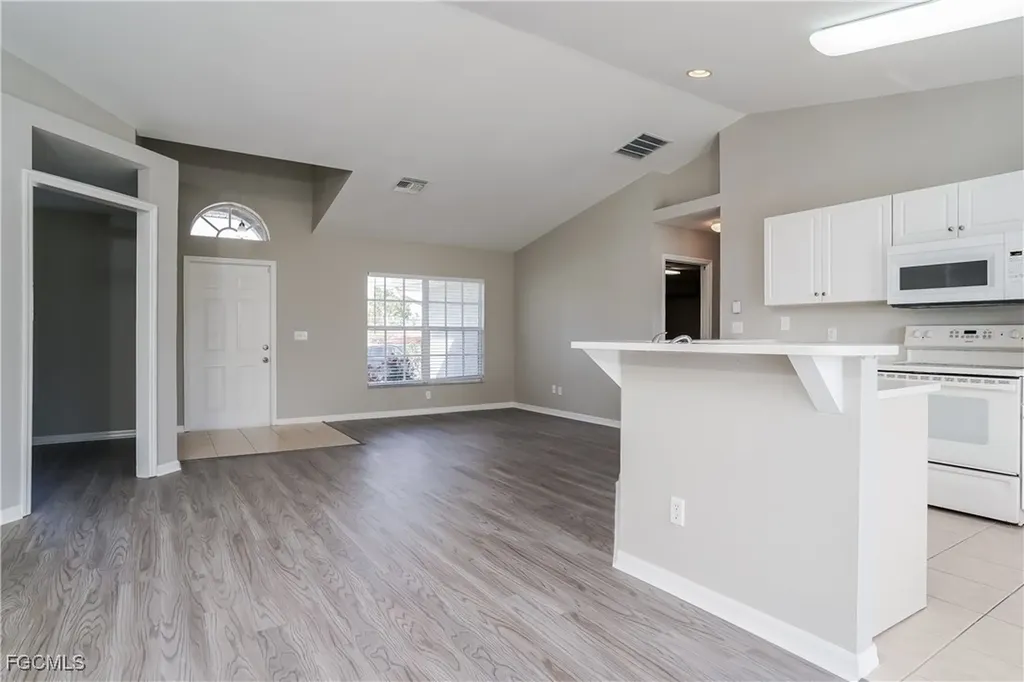 1922 NW 14th Terrace Cape Coral FL 33993