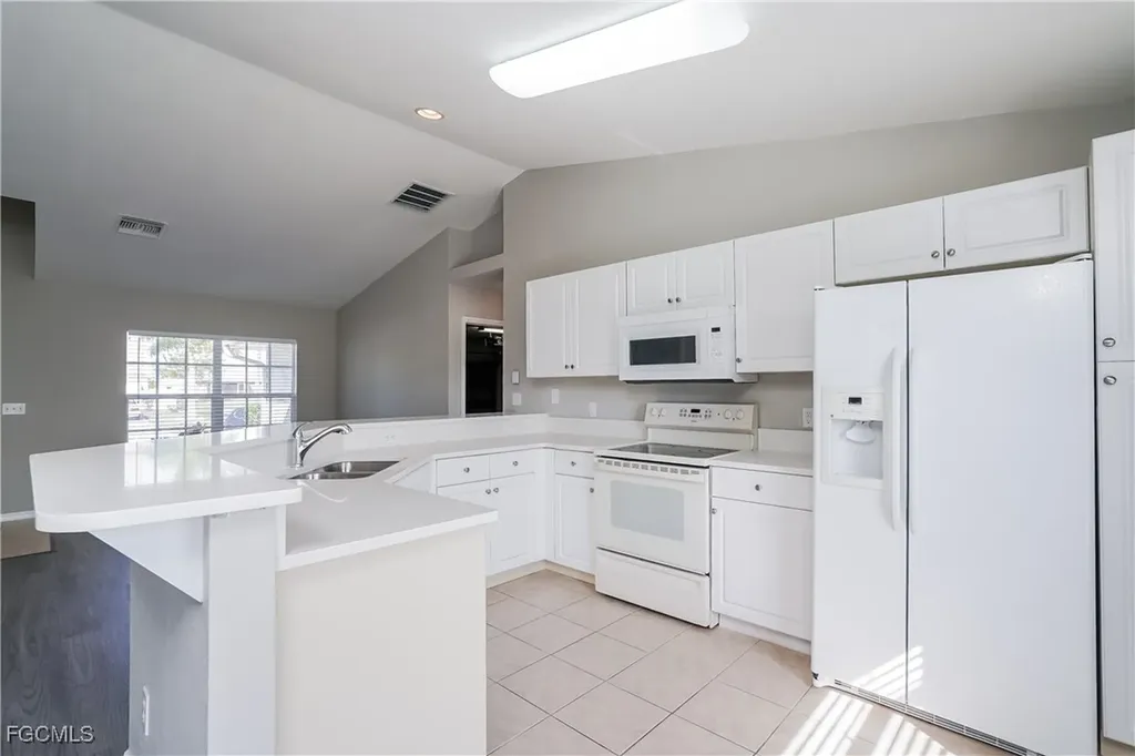 1922 NW 14th Terrace Cape Coral FL 33993