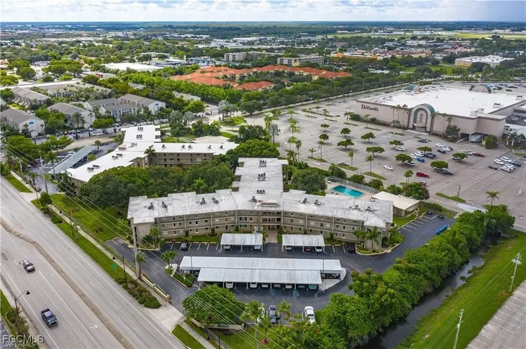 2244 Winkler Avenue Fort Myers FL 33901