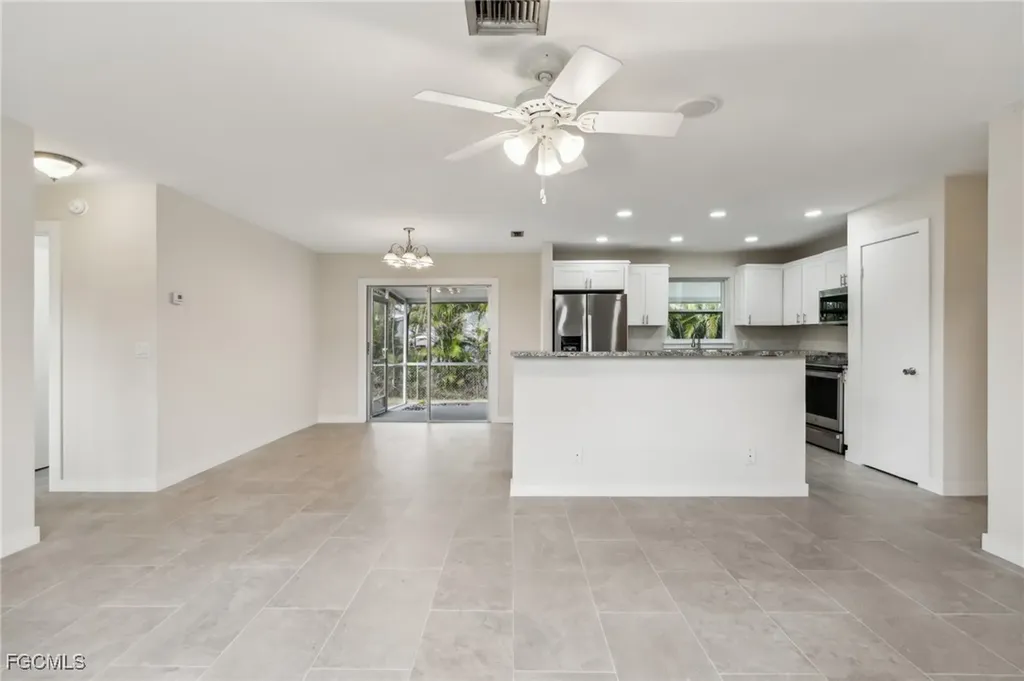 6064 Park Road Fort Myers FL 33908